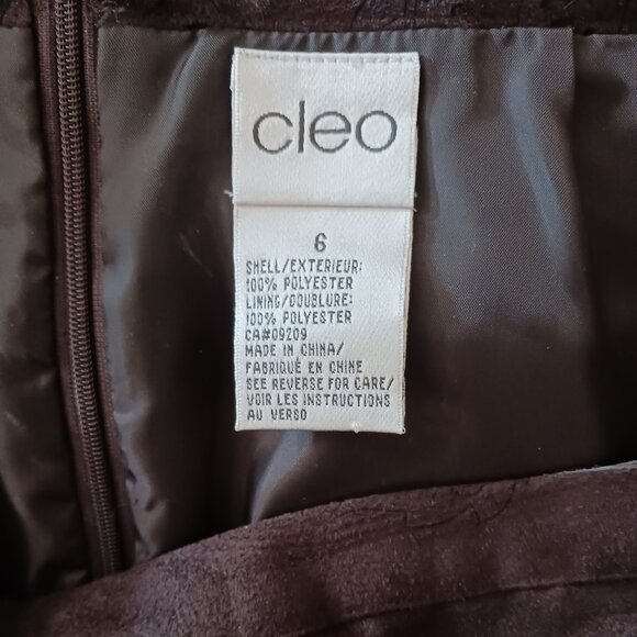 Cleo Skirt Women's Chocolate Brown - size 6: Embossed pattern with eyelets - Picture 2 of 9